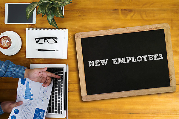 포토 JPG 해외이미지 백그라운드 문구용품 노동자 새로움 사람 사람없음 파란색 컬러풀 사무실 노란색 3D 공연 반지 업무 어플리케이션 소프트포커스 종업원 동료 직원 문서 파일 폴더 환영 바인더 자원 모집 경영 채용 해외202004 해외포토 직업 컬러 컨셉 비즈니스 장신구 관계 촬영기법 이벤트 사무용품 작업 디지털합성 오브젝트 파일형식 이미지허브