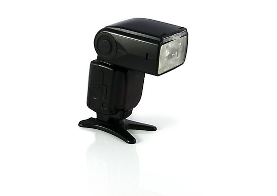 포토 JPG 해외이미지 직업 포즈 백그라운드 미술 서기 사람없음 카메라 금속 검은색 힘 장비 흰색 공구 램프 손전등 투명 발사 슛 스포트라이트 빛망울 반사경 고립 해외202004 해외포토 컬러 모션 재질 문화예술 조명 전자제품 빛 도구 파일형식 이미지허브