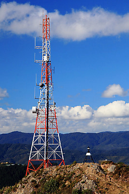 포토 JPG 해외이미지 구름 섬 통신 하늘 새로움 산 키위 장화 사람없음 파란색 탑 힘 도시 정상 번개 언덕 뉴질랜드 철탑 지휘자 북쪽 철강 해외202004 해외포토 자연요소 건축물 컬러 신발 컨셉 과일 날씨 음악가 오세아니아 방향 파일형식 이미지허브