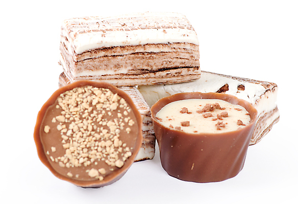 포토 JPG 해외이미지 기념일 커피 음식 백그라운드 휴가 디저트 사탕 선물 사람없음 장식 세트 갈색 바구니 초콜릿 검은색 어둠 기쁨 우유 견과류 흰색 대접 달콤 맛 폐기물 가루 설탕 먹기 스위스 질감 모음 코코아 중독 흙더미 충동구매 고립 헤이즐넛 프랄린 중독자 해외202004 해외포토 감정 유럽 음료 컬러 컨셉 모션 유제품 이벤트 쇼핑 흙 쓰레기 과소비 파일형식 더미 이미지허브