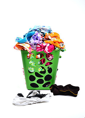 포토 JPG 해외이미지 옷 백그라운드 셔츠 사람없음 유행 쌓기 바구니 검은색 흰색 직물 씻기 빨래 속옷 담요 아래 오브젝트 흙더미 고립 많음 해외202004 해외포토 컬러 컨셉 상의 가사 모션 청결 흙 방향 위치 파일형식 더미 이미지허브