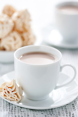 포토 JPG 해외이미지 모양 접시 음료 음식 결혼식 휴가 디저트 사탕 사람없음 장식 컵 빛 파티 쌓기 쿠키 과자 케이크 초콜릿 기쁨 흰색 축하 대접 신선 사발 우아함 달콤 맛 설탕 크림 묘사 오브젝트 칼로리 코코아 프랑스어 머랭 바닐라 파스텔톤 핸드메이드 해외202004 머랭쿠키 해외포토 문자 식기 감정 컬러 결혼 컨셉 모션 이벤트 사기그릇 파일형식 이미지허브