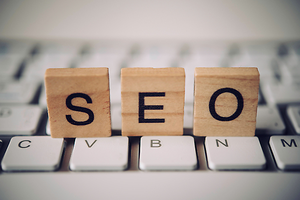 포토 JPG 해외이미지 디자인 백그라운드 컨셉 인터넷 비즈니스 텍스트 통신 열쇠 오리 사람없음 초록색 컴퓨터 웹 연결 심볼 큐브 검색 엔진 온라인 인터넷주소 해외202004 해외포토 컬러 조류 전자제품 파일형식 이미지허브