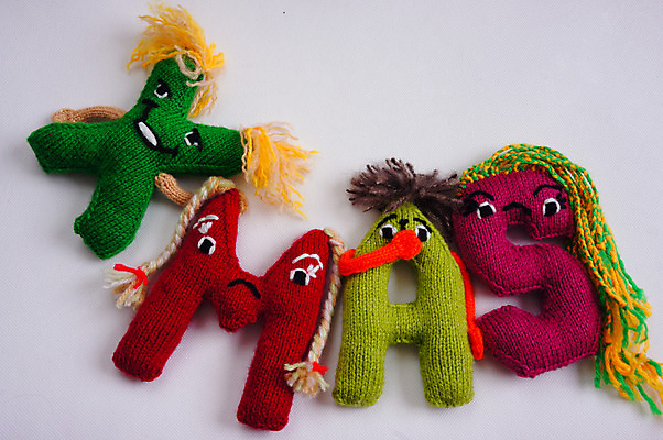 포토 JPG 해외이미지 알파벳 감정 얼굴 백그라운드 크리스마스 추상 아이디어 선물 취미 사람없음 장난감 놀람 흰색 생일 뜨개질 상품 편지 니트 흰배경 만들기 양모 핸드메이드 해외202004 해외포토 영어 기념일 컬러 컨셉 상의 무늬 모션 표정 신체부위 직물 파일형식 이미지허브