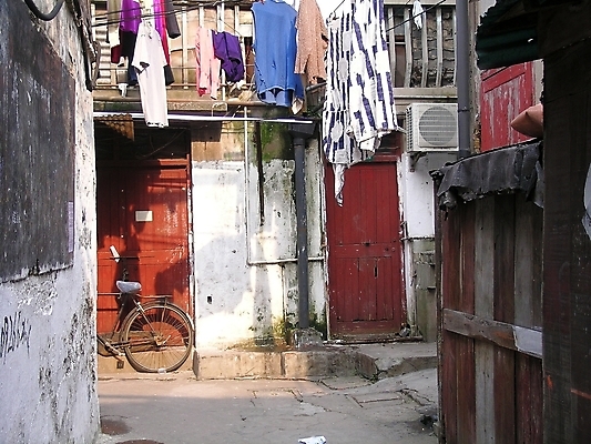 포토 JPG 해외이미지 아시아 도로 거리 사람없음 도시풍경 마을 중국 침묵 사막 도시 씻기 가난 방법 해외202004 해외포토 나라 길 컨셉 교통시설 풍경 소리 청결 파일형식 이미지허브