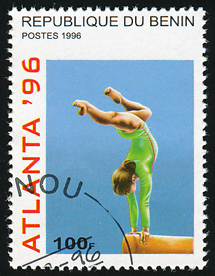 포토 JPG 해외이미지 전신 여자 하늘색 올림픽 한명 성인 잡기 물구나무 체조선수 체조 기념물 우표 평균대 평균대체조 성인여자한명만 해외202004 해외포토 1 스포츠용품 스포츠 모션 운동선수 사람 파란색 운동 여자한명만 성인여자만 파일형식 이미지허브