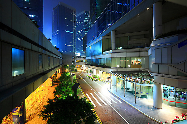 포토 JPG 해외이미지 직업 라이프스타일 백그라운드 비즈니스 건축양식 창문 유리 하늘 성공 추상 미래 사람없음 야외 건물 금융 파란색 빛 도시풍경 사무실 탑 검은색 고층빌딩 중국 방 흰색 도시 업무 비즈니스우먼 센터 도심 야간 대표 중개인 만족 대학교 홍콩 경영 철강 해외202004 해외포토 자연요소 건축물 여자 건축 감정 아시아 컬러 컨셉 무늬 학교 재질 풍경 빌딩 생활 경제 작업 직장인 파일형식 이미지허브