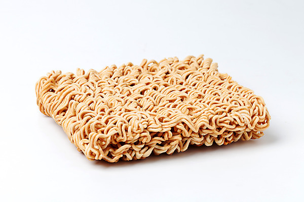 포토 JPG 해외이미지 전통 접시 디자인 음식 조각 백그라운드 패턴 다이어트 건조 패스트푸드 파스타 건강 요리 동양인 사람없음 노란색 일본 중국 흰색 맛 폐기물 밀 묘사 속도 국수 질감 점심식사 고립 생식 순간 해외202004 해외포토 식기 아시아 컬러 컨셉 무늬 곡류 서양음식 인종 식사 면류 인스턴트 쓰레기 파일형식 이미지허브