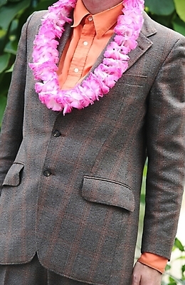 포토 JPG 해외이미지 옷 남자 꽃 여행 휴가 사람 사람없음 여행객 놀람 수확 비즈니스맨 우아함 70대 해외202004 해외포토 식물 노년 감정 컨셉 농업 비즈니스 표정 직장인 파일형식 이미지허브