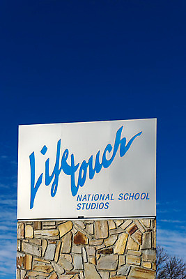 포토 JPG 해외이미지 직업 학교 가족 사람없음 파란색 유행 카메라 사진촬영 장비 사진사 심볼 사인 천막 포트폴리오 해외202004 해외포토 교육 컬러 관계 전자제품 촬영 작가 파일형식 이미지허브