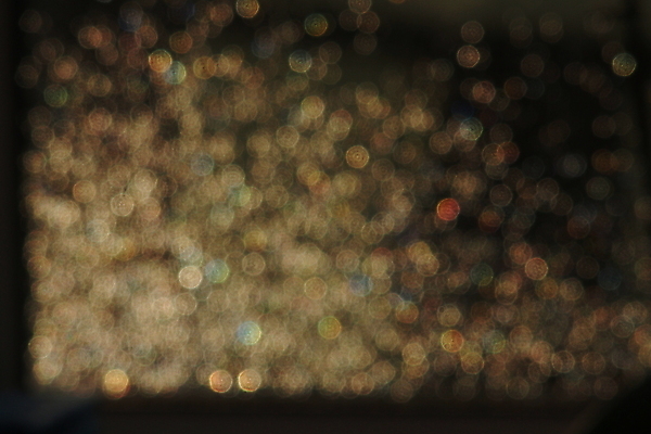 포토 JPG 해외이미지 계절 종이 백그라운드 크리스마스 겨울 패턴 추상 휴가 전등 사람없음 장식 빛 컬러풀 태양 노란색 거품 흰색 축하 황금 소프트포커스 질감 보케 블러 효과 해외202004 해외포토 자연요소 기념일 컬러 컨셉 무늬 조명 촬영기법 파일형식 이미지허브