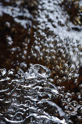 포토 JPG 해외이미지 디자인 계절 파도 백그라운드 겨울 패턴 자연 추상 사람없음 장식 물 파란색 빛 글로벌 냉동 얼음 활발 흐름 추위 흰색 신선 투명 시원함 크리스탈 질감 서리 고드름 보물 내추럴 블러 효과 해외202004 해외포토 자연요소 바다 컬러 컨셉 무늬 광석 생태계 파일형식 이미지허브