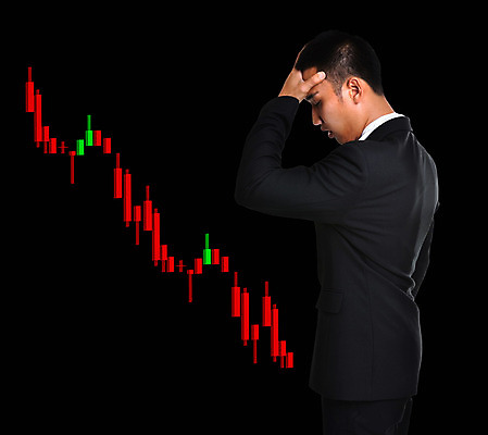 포토 JPG 해외이미지 백그라운드 컨셉 돈 비즈니스 그래프 추상 한명 정장 금융 경제 거품 거래 가을 떨어짐 구매 주식 가격 스마트 심볼 투자 이익 매각 부정적 적자 해외202004 해외포토 1 옷 계절 감정 무늬 사람 쇼핑 재산 파일형식 이미지허브