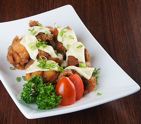 포토 JPG 해외이미지 접시 음식 조각 백그라운드 채소 육류 요리 동양인 사람없음 일본 식사 저녁식사 치킨 튀김 흰색 사발 맛 먹기 속도 깨 점심식사 깊이 스타일 해외202004 해외포토 식기 아시아 컬러 컨셉 식재료 모션 인종 조미료 사기그릇 닭고기요리 파일형식 이미지허브