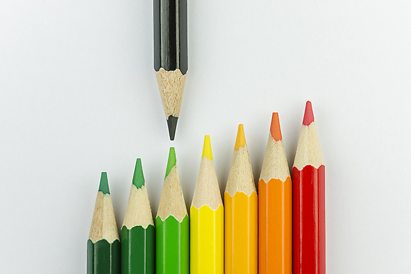 포토 JPG 해외이미지 컨셉 오렌지 교실 상상 표시 추상 사람없음 목재 빨간색 초록색 빛 연필 노란색 라벨 검은색 어둠 에너지 절약 E G 자르기 B 방향 A C F D 등급 삼나무 줄서기 핵심 효율 강조 해외202004 해외포토 나무 알파벳 교육 컬러 무늬 과일 재료 학교 모션 학용품 프레임 필기구 파일형식 이미지허브