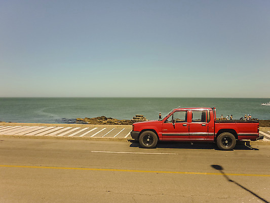 포토 JPG 해외이미지 자연 하늘 거리 사람 사람없음 빨간색 물 맑음 침묵 산책로 금지 도시 주차 승합차 만족 물주기 휴양지 암초 대서양 우루과이 수평선 해외202004 해외포토 자연요소 감정 길 바다 컬러 모션 승용차 날씨 소리 장소 남아메리카 생태계 파일형식 이미지허브