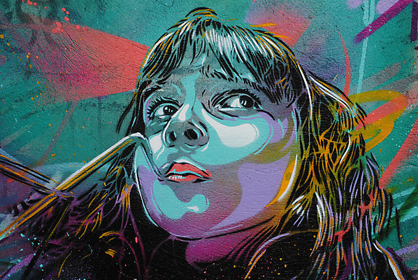 포토 JPG 해외이미지 캐릭터 디자인 여자 문화 벽 조각 백그라운드 미술 사람없음 컬러풀 꼬리표 도시 그래피티 예술가 코믹 분무기 밀짚 해외202004 해외포토 컬러 문화예술 사람 라벨 짚 낙서 그림 파일형식 이미지허브