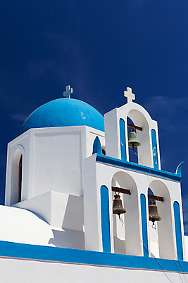 포토 JPG 해외이미지 전통 종교 문화 섬 여행 하늘 휴가 사람없음 야외 파란색 교회 종 역사 그리스 산토리니 그리스인 해외202004 해외포토 서양인 유럽 컬러 종교건축 건물 파일형식 이미지허브