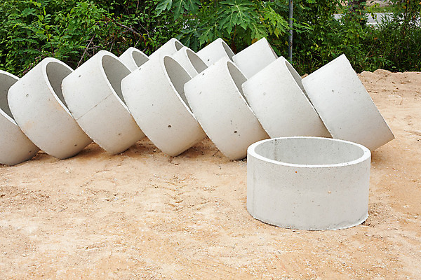 포토 JPG 해외이미지 산업 비즈니스 새로움 주택 사람없음 쌓기 회색 원형 구멍 수리 제조 주식 연결 땅 창고 상업 시멘트 수납 튜브 지하 배수구 개발 똑같은 콘크리트 폐수 하수 해외202004 해외포토 도형 컬러 컨셉 모션 건물 물 금융 환경오염 파일형식 이미지허브