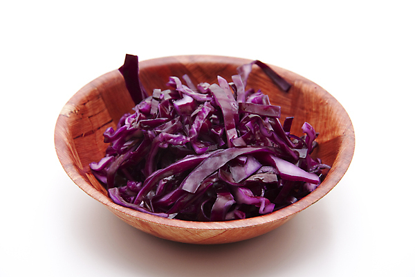 포토 JPG 해외이미지 음식 줄기 잎 채소 건강 사람없음 빨간색 초록색 식사 수확 신선 사발 먹기 흰배경 양배추 날것 개조 해외202004 해외포토 식물 컬러 백그라운드 농업 모션 흰색 사기그릇 파일형식 이미지허브