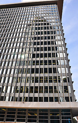 포토 JPG 해외이미지 패턴 창문 사람없음 사무실 햇빛 반사 고층빌딩 남아메리카 콜롬비아 해외202004 해외포토 무늬 비즈니스 아메리카 빌딩 태양 파일형식 이미지허브