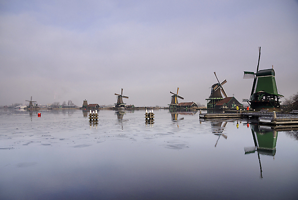포토 JPG 해외이미지 겨울 자연 풍경 사람없음 강 풍차 추위 안개 네덜란드 박물관 서리 해외202004 해외포토 계절 유럽 날씨 생태계 파일형식 이미지허브