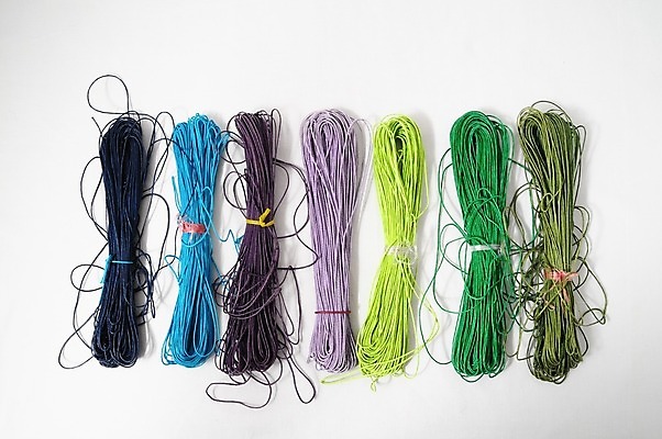 포토 JPG 해외이미지 선 밧줄 줄 패턴 나선형 이야기 사람없음 흰색 직물 면 그물 뜨개질 실 코드 질감 매듭 롤 철사 실타래 튜브 섬유 노끈 내추럴 양모 고립 해외202004 해외포토 컬러 무늬 취미 파일형식 이미지허브