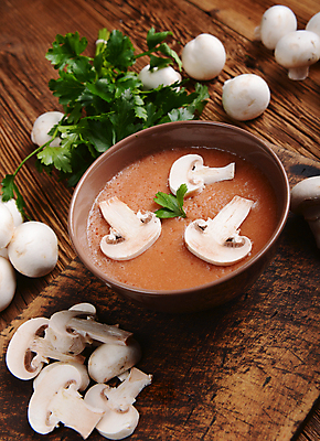 포토 JPG 해외이미지 접시 음식 빵 잎 채소 탁자 따뜻함 파슬리 요리 사람없음 목재 가로 초록색 갈색 노란색 숟가락 식사 저녁식사 버섯 껍질 가을 흰색 시골 신선 뜨거움 고명 액체 사발 맛 수프 먹기 허브 크림 점심식사 식용 채식주의자 해외202004 해외포토 나무 식물 식기 계절 컬러 가구 컨셉 재료 모션 수저 사기그릇 채식 파일형식 이미지허브