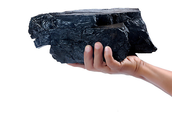 포토 JPG 해외이미지 손 산업 지구 조각 백그라운드 따뜻함 사람없음 글로벌 환경 검은색 어둠 힘 에너지 탐험 바위 잡기 뜨거움 재산 닫기 상품 주식 광석 날것 먼지 화석 연료 숯 자원 연소 고립 석탄 착취 추출 해외202004 해외포토 컬러 모션 신체부위 금융 돌_바위 파일형식 이미지허브