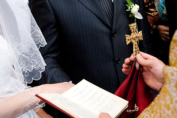 포토 JPG 해외이미지 종교 결혼 십자가 이벤트 사람없음 책 교회 성경 성자 성직자 사실 해외202004 해외포토 종교용품 종교건축 건물 파일형식 이미지허브