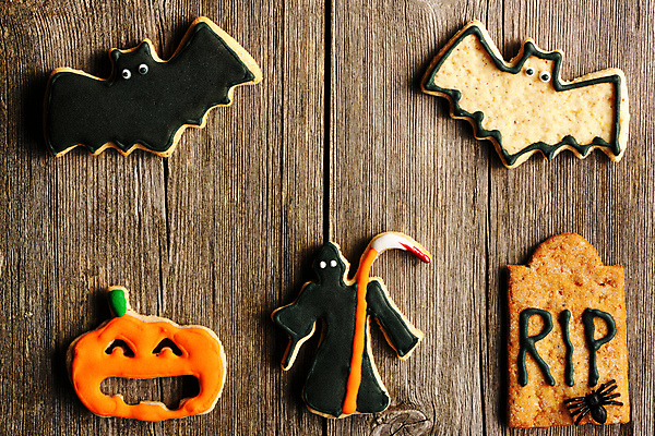 포토 JPG 해외이미지 백그라운드 탁자 디저트 사람없음 장식 쿠키 할로윈 달콤 비석 박쥐 사신 잭오랜턴 핸드메이드 해외202004 해외포토 음식 가구 포유류 맛 파일형식 이미지허브