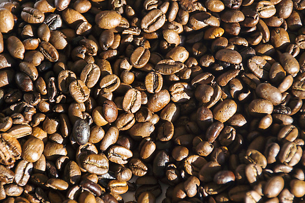 포토 JPG 해외이미지 커피 음료 사람없음 어둠 원두 닫기 굽기 토스트 향 에스프레소 축배 땅바닥 카페인 해외202004 해외포토 빵 모션 바닥 구이 파일형식 이미지허브