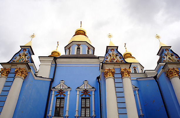 포토 JPG 해외이미지 전통 외관 유럽 기독교 종교 문화 여행 십자가 건축양식 휴가 미술 사람없음 건물 파란색 성당 교회 골동품 기도 도시 사찰 예수 영혼 역사 황금 성자 수도원 신앙심 옛날 우크라이나 전국 해외202004 해외포토 건축물 건축 나라 컬러 종교건축 문화예술 신_종교 파일형식 이미지허브