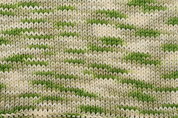 포토 JPG 해외이미지 디자인 옷 분홍색 백그라운드 무지개 패턴 오렌지 추상 따뜻함 미술 사람없음 장식 빨간색 초록색 파란색 컬러풀 노란색 유행 카펫 매트 직물 면 거친 뜨개질 실 질감 부드러움 섬유 양모 핸드메이드 해외202004 해외포토 자연요소 컬러 무늬 과일 문화예술 취미 감각 파일형식 이미지허브