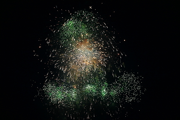 포토 JPG 해외이미지 기념일 행복 꽃다발 백그라운드 크리스마스 하늘 불 추상 휴가 새로움 기념 폭죽 불꽃놀이 이벤트 사람없음 파란색 빛 컬러풀 파티 검은색 축제 어둠 축하 야간 폭발 그림 쇼 경례 파열 독립 땅바닥 화상 해외202004 해외포토 자연요소 꽃 감정 컬러 컨셉 무늬 놀이 바닥 인사 상처 파일형식 이미지허브