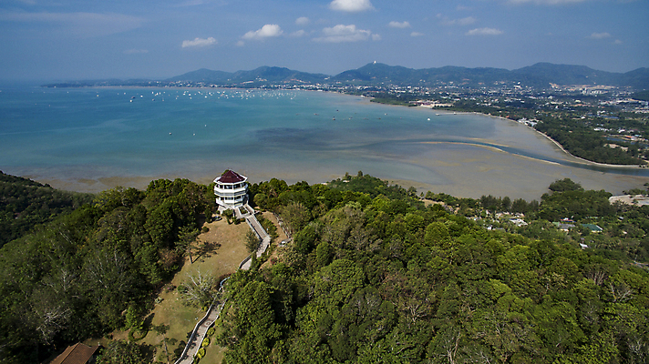 포토 JPG 해외이미지 바다 섬 여행 태국 자연 하늘 휴가 안테나 풍경 사람없음 야외 파란색 항구 시간 만 보트 정상 땅 내추럴 안다만 푸켓 해외202004 해외포토 아시아 컬러 배_교통 통신 교통시설 생태계 파일형식 이미지허브