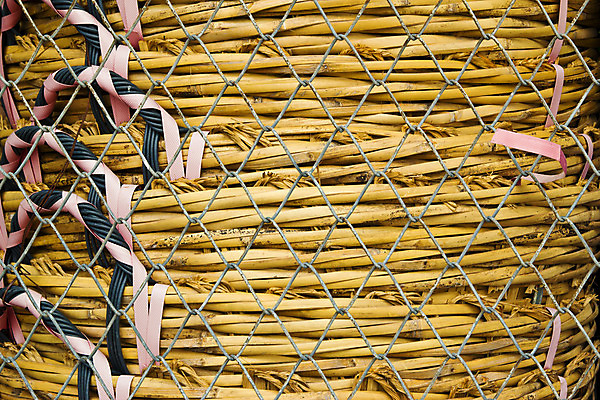 포토 JPG 해외이미지 나무 전통 자연 사람없음 야외 목재 장식 갈색 쌓기 바구니 정원 장비 쓰레기통 상품 큼 컨테이너 삼베 대나무 오브젝트 수공예 옛날 핸드메이드 해외202004 해외포토 식물 산업 컬러 재료 모션 크기 공예 생태계 파일형식 천_직물 이미지허브