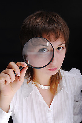 포토 JPG 해외이미지 손 여자 안경 얼굴 비즈니스 실험 한명 사람 검은색 정보 탐험 흰색 유머 확대 입술 검색 시력 탐정 발견 고립 스파이 해외202004 해외포토 1 잡화 감정 컬러 신체부위 파일형식 이미지허브