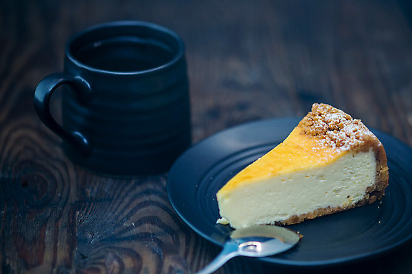 포토 JPG 해외이미지 커피 음식 조각 백그라운드 과일 탁자 디저트 치즈 건강 사람없음 목재 컵 케이크 초콜릿 껍질 흰색 신선 달콤 맛 굽기 크림 페스츄리 핸드메이드 해외202004 해외포토 나무 식기 음료 빵 컬러 가구 컨셉 재료 유제품 구이 파일형식 이미지허브