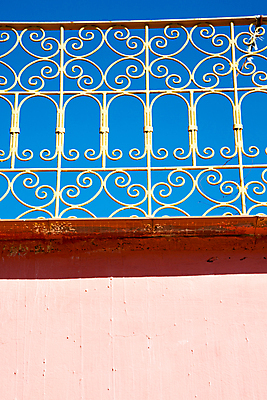 포토 JPG 해외이미지 구름 디자인 도로 물결 파도 여행 백그라운드 패턴 건축양식 난간 자연 하늘 추상 휴식 새로움 바닥 미술 풍경 사람없음 건물 목재 여름 파란색 문 금속 항구 맑음 발코니 바위 흰색 업무 부식 방파제 질감 장면 모로코 줄서기 철책 수평선 해외202004 해외포토 자연요소 나무 건축물 계절 공공시설 건축 길 바다 컬러 컨셉 무늬 재료 교통시설 모션 아프리카 재질 날씨 문화예술 돌_바위 작업 생태계 파일형식 이미지허브