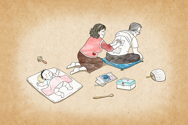 PSD 여자 할아버지 노년 남자 할머니 일러스트 가족 수채화 세명 장난감 아기 잠 손주 파스 허리통증 국내일러스트 관계 사람 성인 고통 의료용품 파일형식