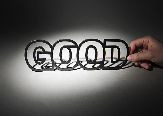 포토 JPG 스튜디오촬영 손 영어 백그라운드 프레임 실내 그림자 한명 들기 신체부위 페이퍼아트 GOOD 국내포토 문자 1 모션 사람 내부 파일형식