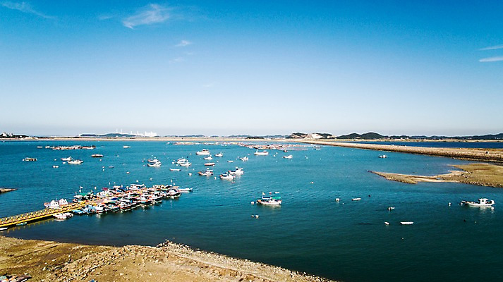 포토 JPG 주간 바다 풍경 사람없음 야외 가을 충청남도 항공촬영 선박 당진 국내포토 자연요소 계절 뷰포인트 수상교통 충청도 파일형식