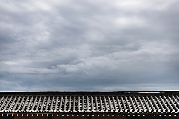 포토 JPG 주간 구름 한국문화 건축물 고건축 하늘 사람없음 야외 세계문화유산 문화재 가을 기와지붕 수원 화성시 국내포토 자연요소 동양문화 계절 건축 지붕 한국 기와 경기도 파일형식