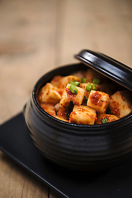 포토 JPG 스튜디오촬영 접시 한식 사람없음 양념 사기그릇 깍두기 발효 발효음식 쪽파 고춧가루 사각접시 국내포토 그릇 식기 음식 김치 실내 가루 파 파일형식