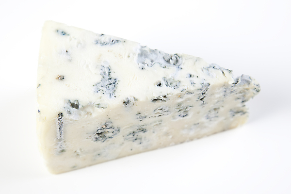 포토 JPG 해외이미지 스튜디오촬영 음식 부분 치즈 사람없음 가로 초록색 컬러풀 한개 우유 흰색 신선 원형 아침식사 흰배경 조형 곰팡이 해외202004 해외포토 도형 1 컬러 백그라운드 유제품 실내 식사 파일형식 이미지허브