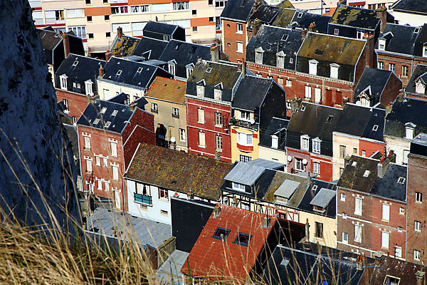 포토 JPG 해외이미지 유럽 선 패턴 건축양식 창문 지붕 휴가 주택 파노라마 사람없음 건물 도시풍경 컬러풀 블록 절벽 프랑스 도시 작음 묘사 그림 운하 장면 지역 북쪽 타운 프랑스어 노르망디 멀티 옛날 줄서기 스타일 해외202004 해외포토 문자 건축물 건축 나라 컬러 무늬 모션 촬영기법 풍경 크기 방향 파일형식 이미지허브