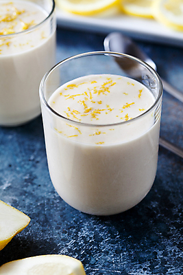 포토 JPG 해외이미지 식기 계절 음식 과일 유리 디저트 귤 실내 건강 요리 사람없음 여름 컬러풀 노란색 숟가락 사진촬영 희망 봄 우유 흰색 항아리 닫기 달콤 레몬 크림 유기농 심플 요거트 바닐라 핸드메이드 해외202004 해외포토 웰빙 감정 컬러 모션 재질 유제품 수저 내부 촬영 도자기 맛 파일형식 이미지허브