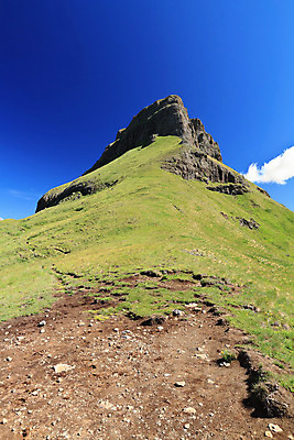 포토 JPG 해외이미지 구름 길 여행 자연 하늘 산 파노라마 풍경 사람없음 초록색 여름 파란색 계곡 맑음 이탈리아 트래킹 하이킹 그룹 고도 산등성이 알프스 엽서 해외202004 해외포토 자연요소 계절 유럽 컬러 레저 날씨 촬영기법 편지 생태계 파일형식 이미지허브