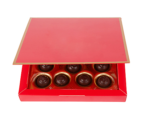 포토 JPG 해외이미지 행복 리본 종이 음식 백그라운드 포장 휴가 디저트 발렌타인데이 사탕 선물 사랑 이벤트 사람없음 빨간색 상자 갈색 초콜릿 어둠 놀람 우유 흰색 축하 신선 달콤 설탕 먹기 패키지 코코아 짐싸기 고립 해외202004 해외포토 감정 음료 컬러 컨셉 모션 데이이벤트 유제품 표정 맛 파일형식 이미지허브